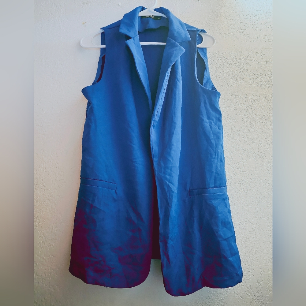 Open front blue Vest Large